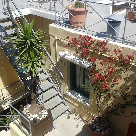 Via Via Hotel *